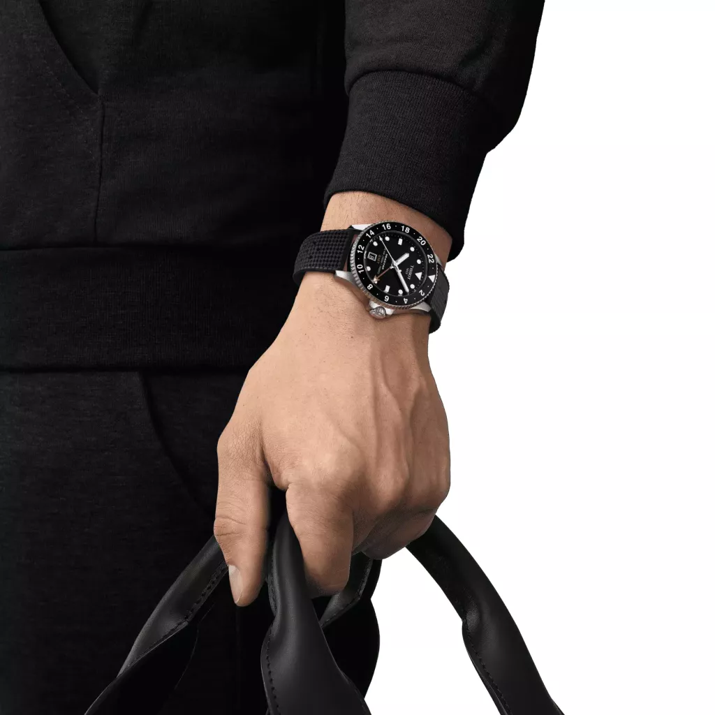  Tissot Seastar 1000 Quartz GMT 